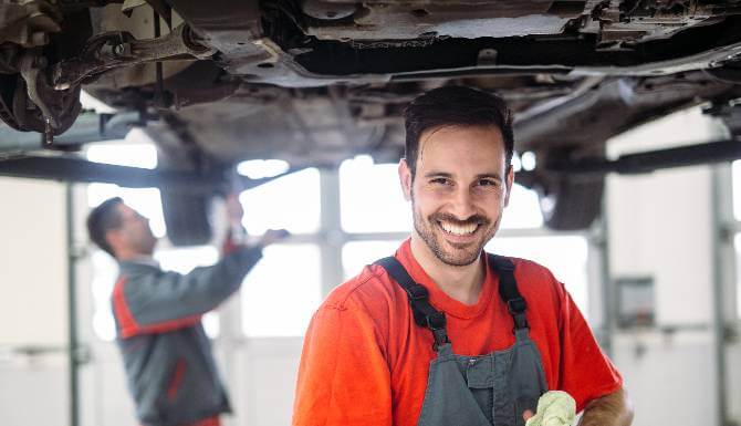 Our tips to safely get back on the road
