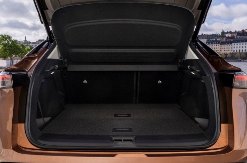 Boot Space https://www.brayleys.co.uk/assets/media/ariyaboot.jpeg