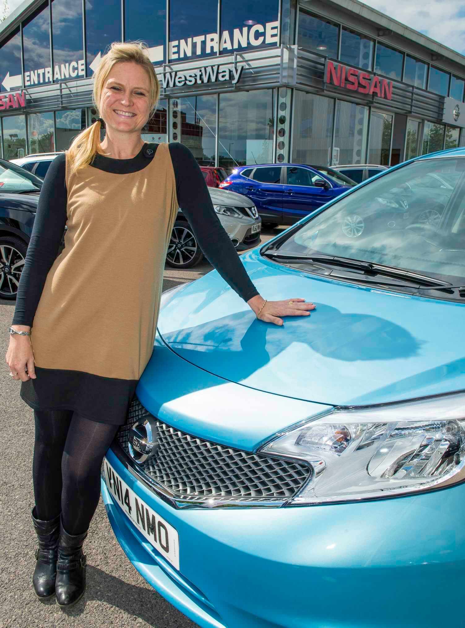 Basingstoke Mum Collects Ant and Dec’s Star Prize