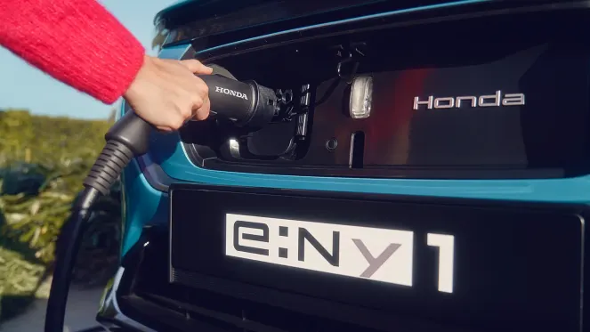 Easy-access and hidden charging port https://www.brayleys.co.uk/assets/media/easy-accessandhiddenchargingport.jpg