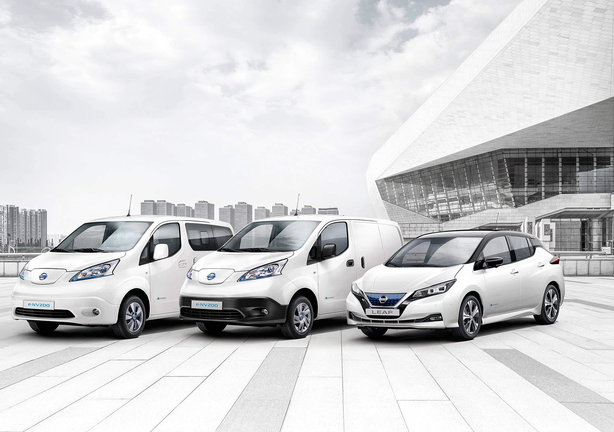 Nissan celebrates 250,000 EV sales across Europe!