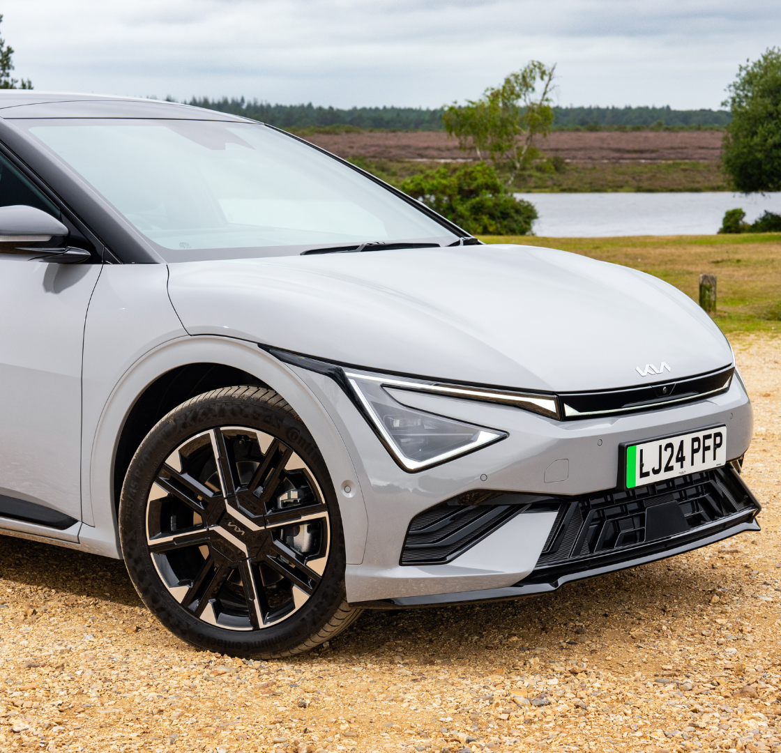 Kia Digital Key https://www.brayleys.co.uk/assets/media/kiaev6-digitalkey.png