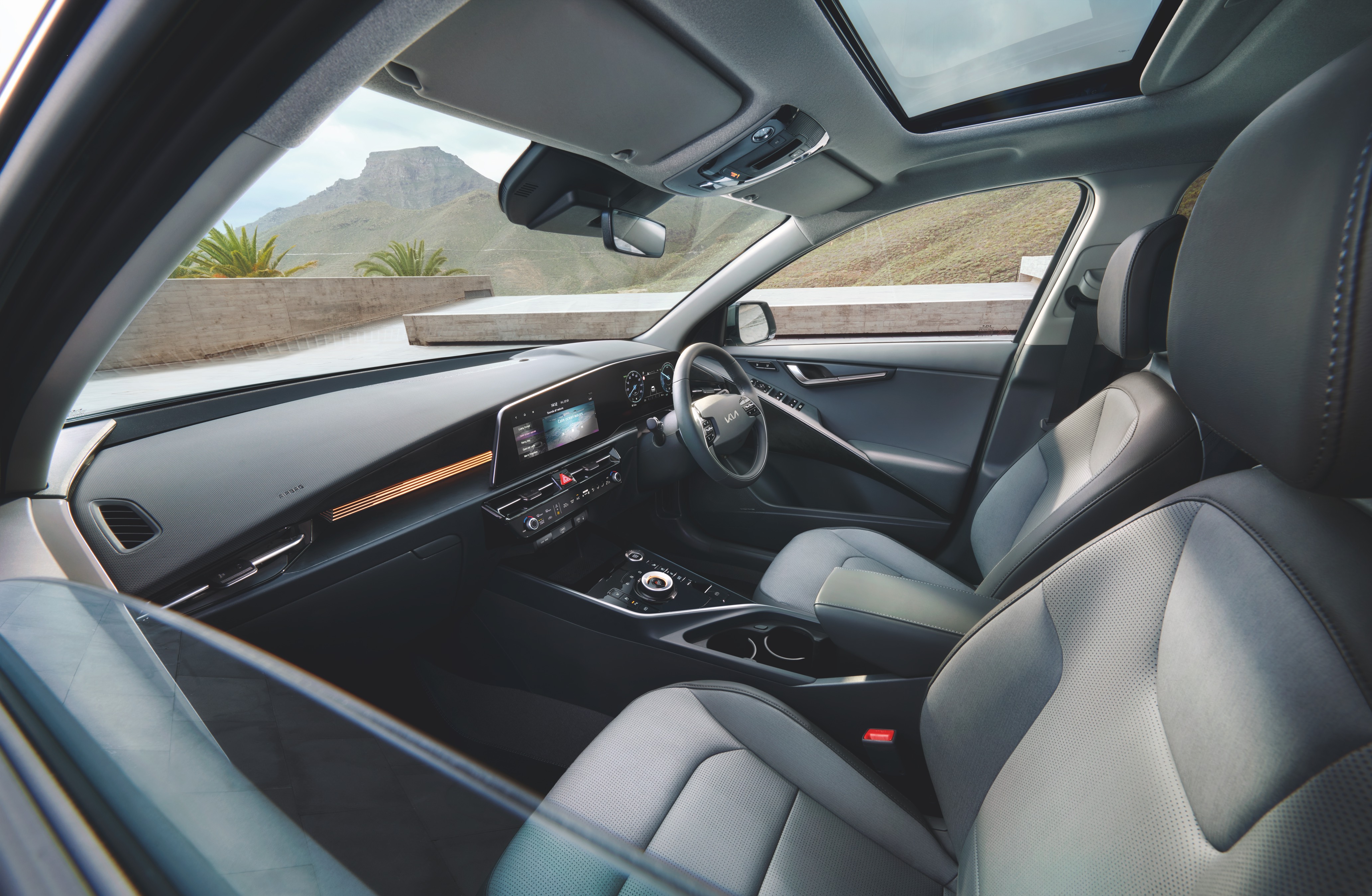 Niro Plug-In Hybrid - Lifestyle 3