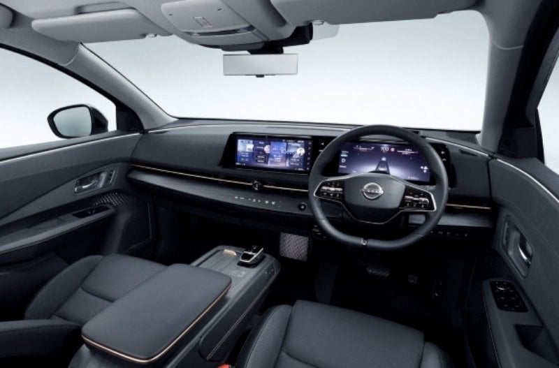Japanese Design https://www.brayleys.co.uk/assets/media/nissanariyainterior.jpeg