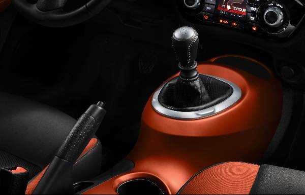nissanjukeinterior_1