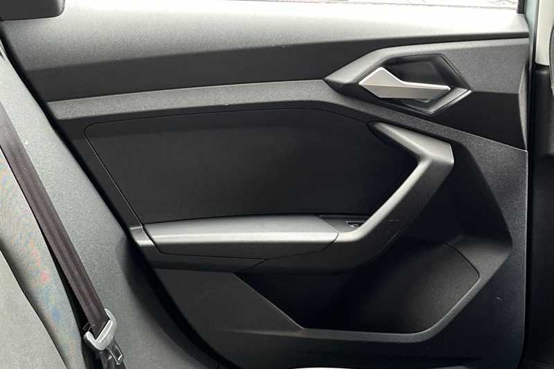 AUDI A1 25 TFSI TECHNIK 5DR MANUAL 25,254 MILES PETROL CASH PRICE 14,990 MONTHLY...