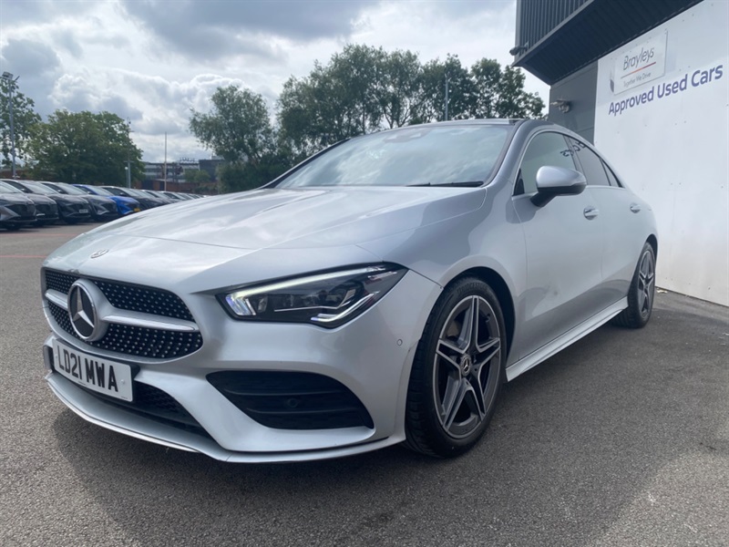 MercedeS-Benz CLA