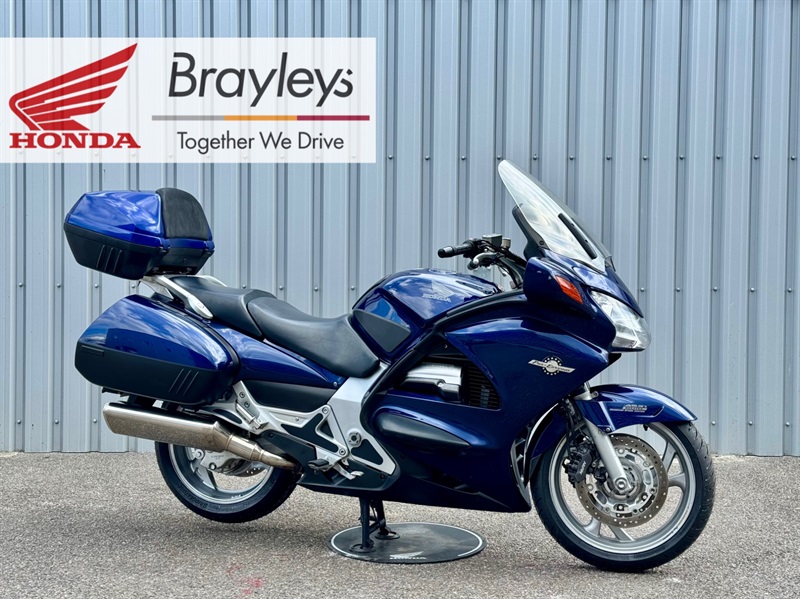 Honda ST1300 Pan European